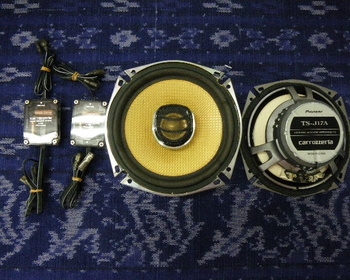 ขายรKenwood mp3 USB ( สภาพสวยเลย บวก 700บาทได้CARROZZERIA 2WAY17CM SPEAKER TS-J 17 A