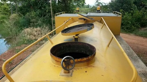 ถังน้ำ เครื่องดีเซล ปั๊มฉีดแรงดันสูง มาก อุปกรณ์ครบ สภาพยังok