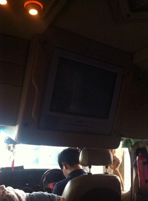 ต้องการขายรถตู้ครับรถบ้านครับใช้เองครับ0822994229