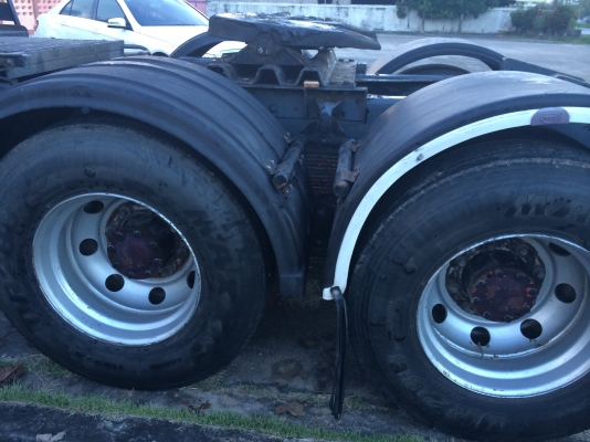 10ล้อหัวลาก2เพลา 360แรงหัวโปรเฟีย...รถสวยมากๆเจ้าของดูแลอย่างดี..รถแห้งทั้งคัน สะอาดมากน่าใช้... 10ล้อหัวลาก2เพลา 360แรงหัวโปรเฟีย...รถสวยมากๆเจ้าของดูแลอย่างดี..รถแห้งทั้งคัน สะอาดมากน่าใช้...