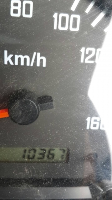 ขาย 6 ล้อ NPR 150  แรง ปี 57 วิ่ง 10,367 กม. คอกเหล็ก สภาพ 99\%