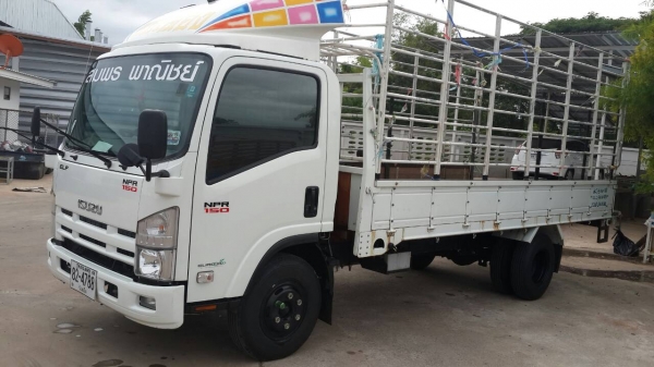 ขาย 6 ล้อ NPR 150  แรง ปี 57 วิ่ง 10,367 กม. คอกเหล็ก สภาพ 99\%