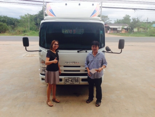 ขาย 6 ล้อ NPR 150  แรง ปี 57 วิ่ง 10,367 กม. คอกเหล็ก สภาพ 99\%