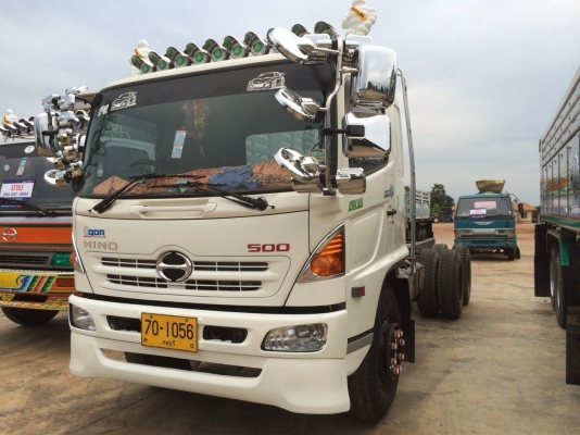 ขายด่วนสิบล้อสองเพลา เม็กก้า หัวคัสซี 260แรง ปี48