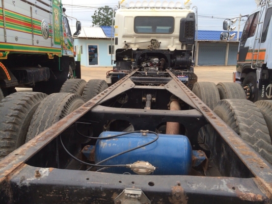 ขายด่วนสิบล้อสองเพลา เม็กก้า หัวคัสซี 260แรง ปี48