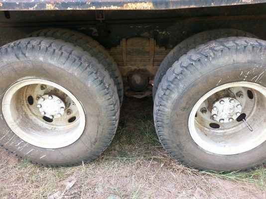 ขายMITSUBISHI FN527M-A เครื่อง220เทอร์โบ พ.เพาเวอร์ เบรกทิฟฟี่ ภายในสวย แอร์เย็น สภาพพร้อมใช้งาน เอกสารพร้อมโอน สนใจโทร 090-8588220คุณนะ ID:narong498 หรือwww.truck.in.th/498 หรือfb:ณรงค์ ซื้อขายรถมือสอง(เว็บไซต์ส่วนตัว)