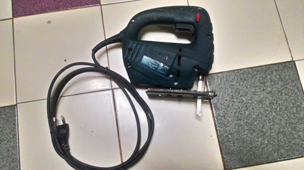 ขายเลื่อยจิ๊กซอตัดไม้ตัดเหล็กยี่ห้อBOSCH รุ่นGST65(400วัตต์)สภาพดีพร้อมใช้งานครับ ขายเลื่อยจิ๊กซอตัดไม้ตัดเหล็กยี่ห้อBOSCH รุ่นGST65(400วัตต์)สภาพดีพร้อมใช้งานครับ