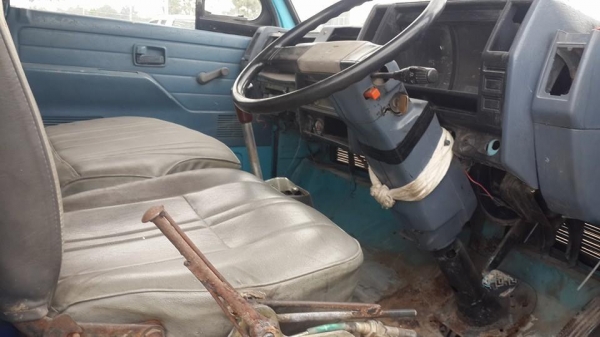 ขาย6ล้ออีซูซุดัมพ์ NKR110กระบะดัมพ์ยาว 4.10เมตรวัสดุก่อสร้าง เครื่องดีแชชซีดี เอกสารพร้อมโอน ภายในสวย