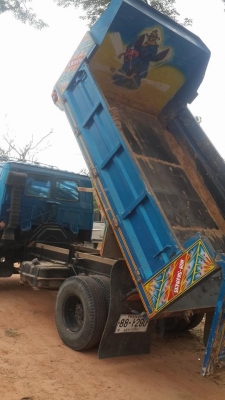 ขายดัมพ์ อีซูซุ ร็อคกี้195 6HE1แชชซีFRRภายในสวย เครื่องดี แอร์เย็น พ.เพาเวอร์ เบรคทิ๊ฟฟี่ สภาพพร้อมใช้งาน เอกสารพร้อมโอน จัดไฟแนนซ์ภาย