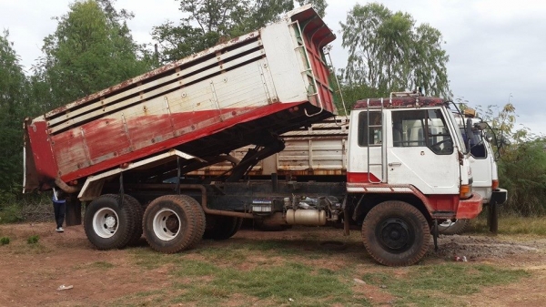 ขาย10ล้อ2เพลาดัมพ์ มิตซูบิชิ 270เทอร์โบว์ 220เทอร์โบว์ 10เกียร์ฟลูเลอร์ แชชซีสวยเอกสารพร้อมโอน สภาพพร้อมลุยงาน แชชซีสวย แอร์เย็น จัดไฟแนนซ์ภายใน1วันรับรถ