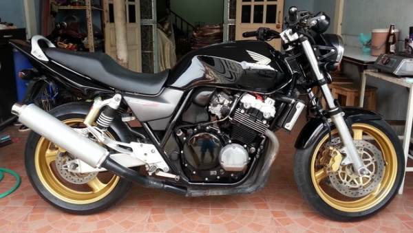 ขาย cb 400 vtec 3 อินวอย สรรพสามิตร