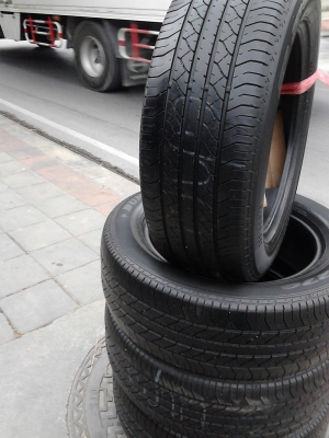 235/60R18 DUNLOP SP SPORT 270 ปี2012 ไม่มีปะ ชุด 4 เส้น TEL.081-427-3941 235/60R18 DUNLOP SP SPORT 270 ปี2012 ไม่มีปะ ชุด 4 เส้น TEL.081-427-3941
