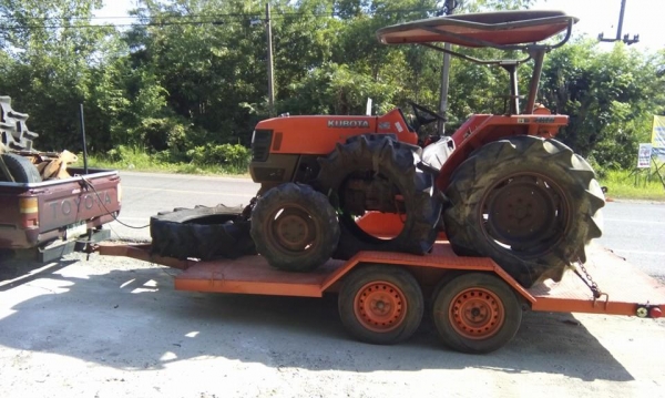 45 ราคา185000   ตัวเปล่า  เครืองเกียรผ่าน  ก่อนโมดิฟายตัดได้ ราคานี้งดต่อรอง เอกสารรอ45วันหรือตามบริษัทกำหนด  รถไม่ผุทำสีแล้วสวยเลยครับ