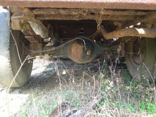 4ล้อกระบะNKR 88 แรง เกียร์สั้น ขายตามสภาพไม่มีเล่ม..รถจอดไว้นาน.....