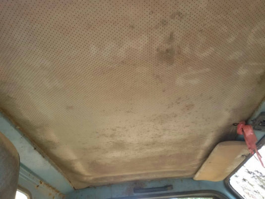 4ล้อกระบะNKR 88 แรง เกียร์สั้น ขายตามสภาพไม่มีเล่ม..รถจอดไว้นาน.....