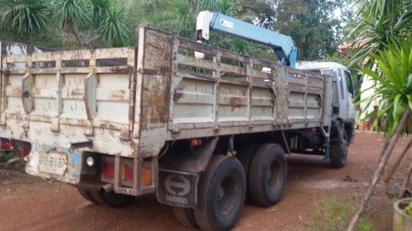 ขายรถHINO 210แรงปี40 ติดเครน3ตัน 3ปลอก 2ชัก เครื่องดี แคชซีสวย พ.เพาเวอร์ เบรกทิฟฟี่ ภายในสวย สภาพพร้อมใช้งาน เอกสารพร้อมโอน สนใจโทร 090-8588220คุณนะ ID:narong498 หรือwww.truck.in.th/498 หรือfb:ณรงค์ ซื้อขายรถมือสอง(เว็บไซต์ส่วนตัว)