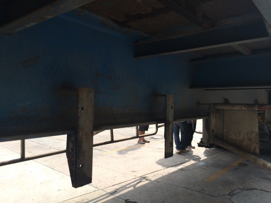 ห้างพี้นเรียบ2คาน ยาว12ม.ปี*2547 สภาพสวย ดอกยางอ่อน ใช้งานอยู่ ฝากขาย170000.