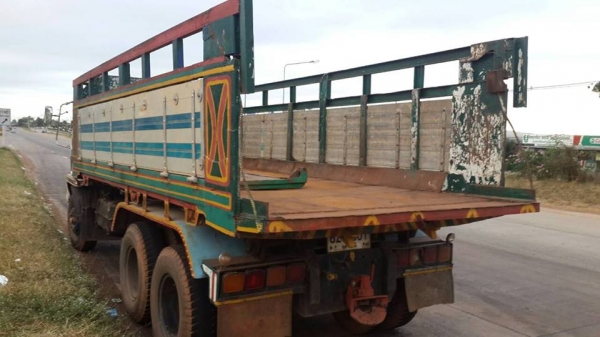 ขายดั้มMITSUBISHI FN527M-A เครื่อง6D16 พ.เพาเวอร์ เบรกทิฟฟี่ ภายในสวย แอร์เย็น สภาพพร้อมใช้งาน เอกสารพร้อมโอน จัดไฟแนนซ์ได้ เงื่อนไขง่ายๆวันเดียวรับรถ สนใจโทร 090-8588220คุณนะ ID:narong498 หรือwww.truck.in.th/498 หรือfb:ณรงค์ ซื้อขายรถมือสอง(เว็บไซต์ส่วนต