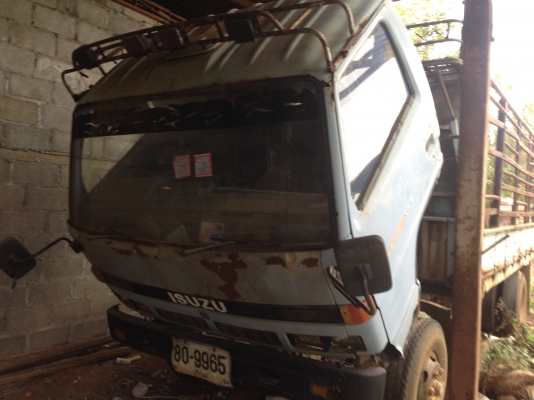 ขายอีซูซุ 6 ล้อ NPR59P-4673461 มีภาพวีดีโอ เครื่อง4BD1-115 แรงม้า คัสซีสวย-เครื่่องดีแน่น F หน้า F ห