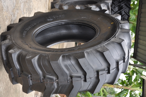 ยางรถตักใหม่ ขนาด 16.9-24 OTANI  ราคาถูก