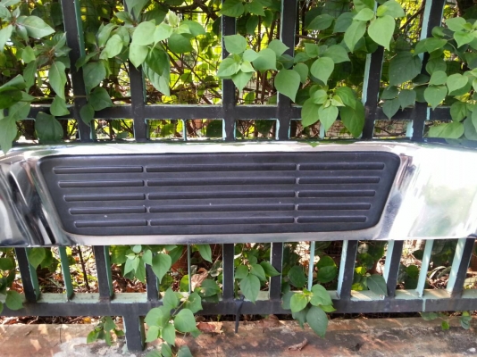 ขายบันไดข้างและกันชนหลัง toyota sport cruiser 4wd