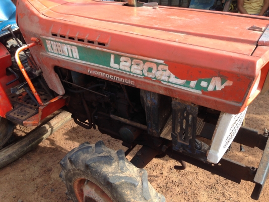 ขายด่วน รถไถนา ขาย KUBOTA L2202DT-M -4X4 2เพลา มีภาพวีดีโอ ราคา 55,000 บาท สภาพเดิมๆ PTO ระบบเกียร์เ