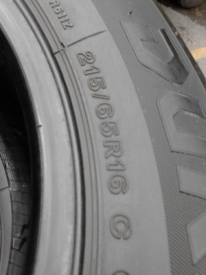 215/65R16  BRIDGESTONE DURAVIS  R611   ชุด 4  เส้น TEL.081-427-3941