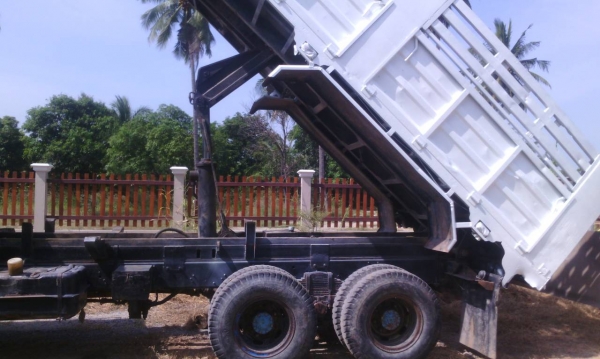 ขาย กระบะ 10 ล้อ กระเหล็ก ดัมพ์ ยาว 6 เมตร อุปกรณ์ครบชุด