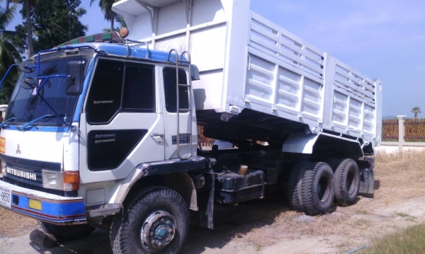 ขาย กระบะ 10 ล้อ กระเหล็ก ดัมพ์ ยาว 6 เมตร อุปกรณ์ครบชุด