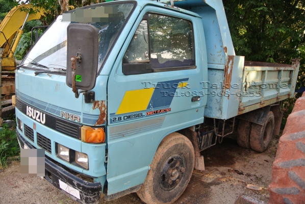 ISUZU NKR