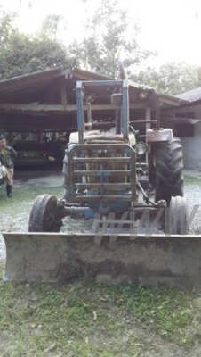 รถไถ ยี่ห้อ FORD รุ่น 6600 เครื่องT5 ปั้มเหลี่ยม มีเล่มทะเบียน รถไถ ยี่ห้อ FORD รุ่น 6600 เครื่องT5 ปั้มเหลี่ยม มีเล่มทะเบียน