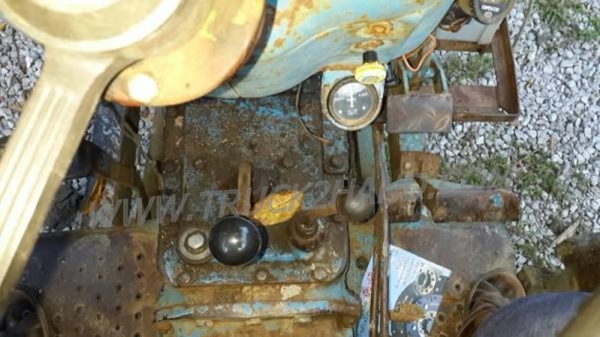 รถไถ ยี่ห้อ FORD รุ่น 6600 เครื่องT5 ปั้มเหลี่ยม มีเล่มทะเบียน รถไถ ยี่ห้อ FORD รุ่น 6600 เครื่องT5 ปั้มเหลี่ยม มีเล่มทะเบียน