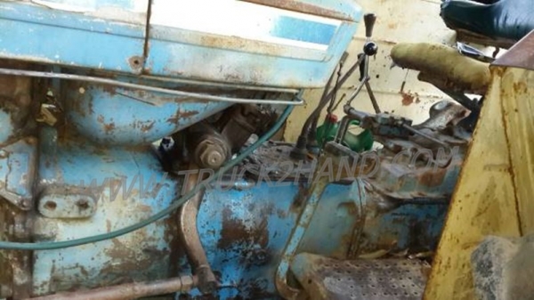 รถไถ ยี่ห้อ FORD รุ่น 6600 เครื่องT5 ปั้มเหลี่ยม มีเล่มทะเบียน รถไถ ยี่ห้อ FORD รุ่น 6600 เครื่องT5 ปั้มเหลี่ยม มีเล่มทะเบียน