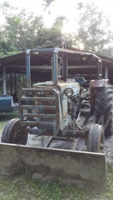 รถไถ ยี่ห้อ FORD รุ่น 6600 เครื่องT5 ปั้มเหลี่ยม มีเล่มทะเบียน รถไถ ยี่ห้อ FORD รุ่น 6600 เครื่องT5 ปั้มเหลี่ยม มีเล่มทะเบียน