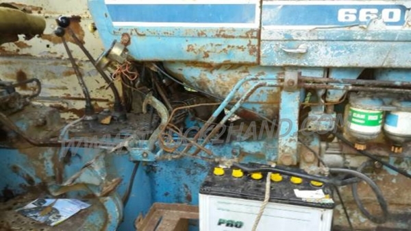 รถไถ ยี่ห้อ FORD รุ่น 6600 เครื่องT5 ปั้มเหลี่ยม มีเล่มทะเบียน รถไถ ยี่ห้อ FORD รุ่น 6600 เครื่องT5 ปั้มเหลี่ยม มีเล่มทะเบียน