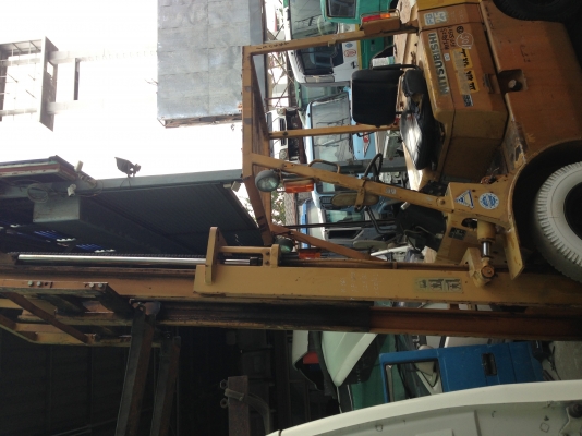 ขายFORK LIFT มิตซูบิชิ เบนซิน 2.5 ตัน เสาสูง 3.5 เมตร