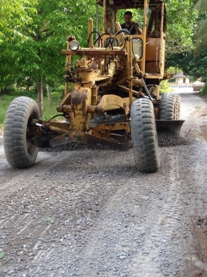 รถเกรด KOMATSU GD 31