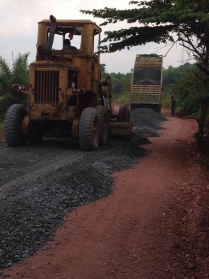 รถเกรด KOMATSU GD 31