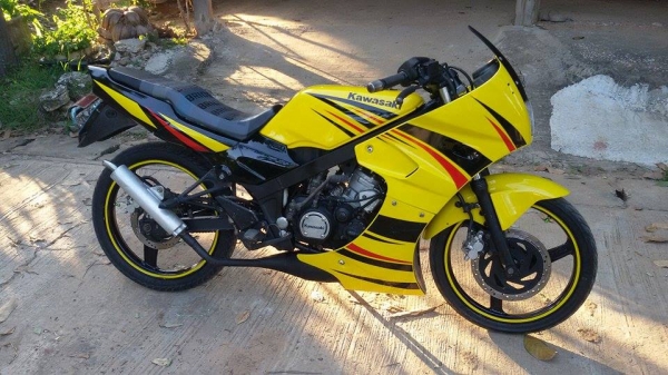 ขาย  kawasaki KR 150 ทะเบียนเต็ม โอนได้