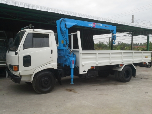 ขาย 6 ล้อ   HINO   KM 779   ติดเครน 3 ตัน