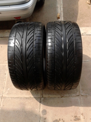 255/35R18 HANKOOK  VENTUS V12 EVO ปี2012  ( ไม่มีปะ )   มี 2 เส้น TEL.081-427-3941