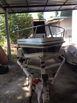 Boat fishing 15ft 40hp 125000 Boat fishing 15ft 40hp 125000