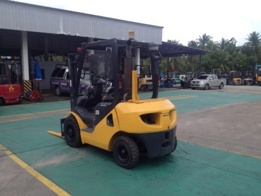 ขายรถโฟล์คลิฟท์ KOMATSU 2.0ตัน เสาสูง 3 เมตร  เครื่องยนต์ดีเซล เกียร์ออโต้ รถสวย  (2365)พร้อมใช้งาน ติดต่อ 089-9357399 ดลนภัส