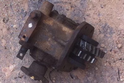 ชุดดั้ม 12 ตัน + คัสซีลอย + ปั้ม อุปกรณ์ครบ สภาพพร้อมใช้ ชุดดั้ม 12 ตัน + คัสซีลอย + ปั้ม อุปกรณ์ครบ สภาพพร้อมใช้