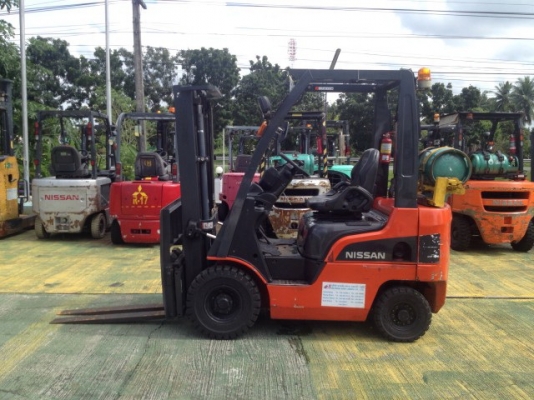 ขายรถโฟล์คลิฟท์ NISSAN 1.5 ตัน  LPG เสาสูง 3 เมตร,SIDS SHIFT เกียร์ออโต้ รถสวย  (1486)พร้อมใช้งาน ติดต่อ 089-9357399 ดลนภัส