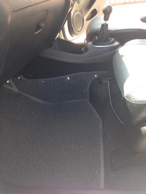 HONDA - JAZZ -  i-VTEC 1.5 MT