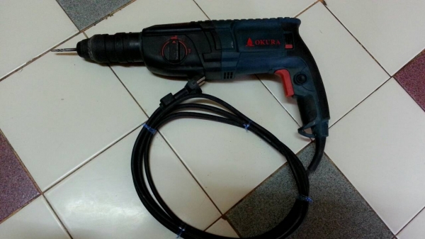 ขายสว่านไฟฟ้าระบบโรตารี่รุ่นใหญ่3ระบบราคาถูกๆสภาพดีมากๆแรงๆ800วัตต์เต็มๆครับ