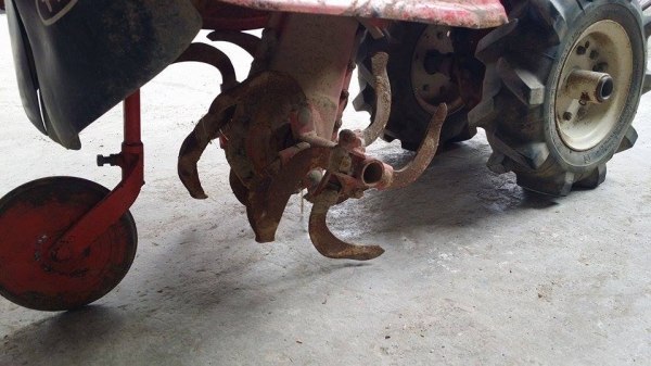 รถพรวนดิน YANMAR   ขนาด 4.5 แรง เก่าญี่ปุ่น  มีเกียแบบตีเดินหน้าและเกียตีถอยหลัง