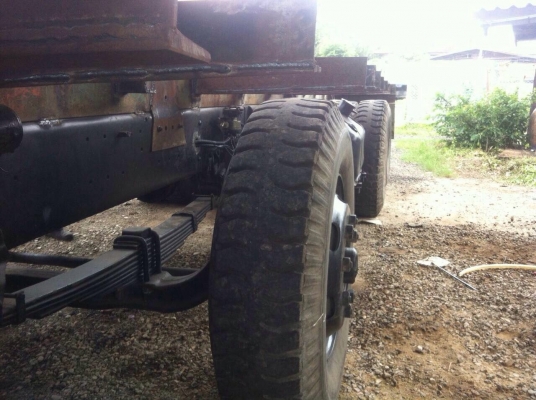 ขายรถ12ล้อเหมาะสำหรับไว้เป็นเทเลอร์บรรทุกรถแบคโค ขายรถ12ล้อเหมาะสำหรับไว้เป็นเทเลอร์บรรทุกรถแบคโค