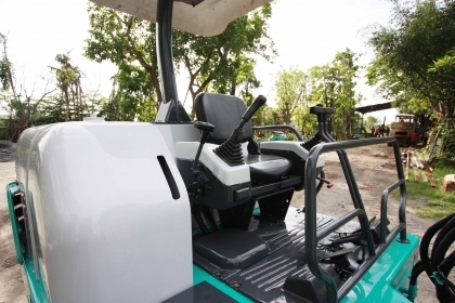 ขายรถแม็คโคร SUMITOMO รุ่น 32j รถสวย เก่าญี่ปุ่นแท้ ไม่เคยผ่านการใช้งานในไทย ติดต่อ 086-775-7900, 086-324-1992 ขายรถแม็คโคร SUMITOMO รุ่น 32j รถสวย เก่าญี่ปุ่นแท้ ไม่เคยผ่านการใช้งานในไทย ติดต่อ 086-775-7900, 086-324-1992